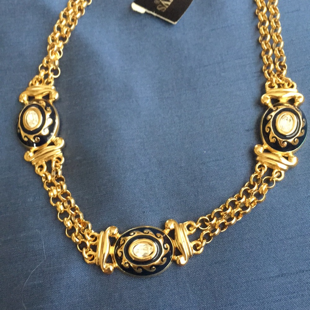 Burberry necklace